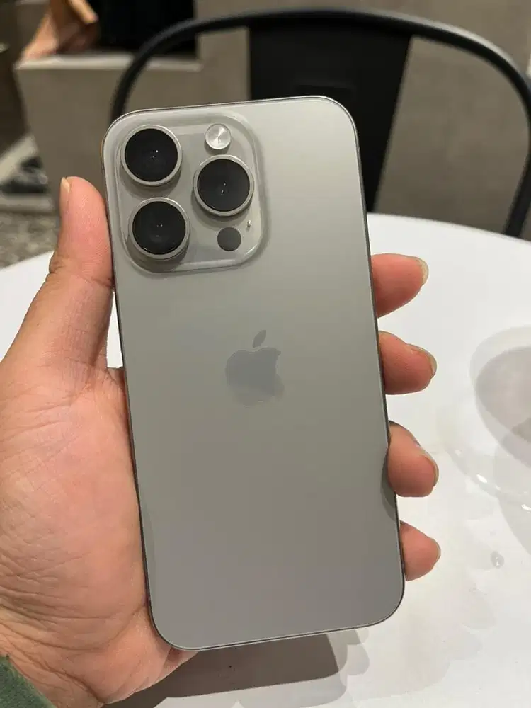 iPhone 15 pro 256 ex ibox resmi natural titanium