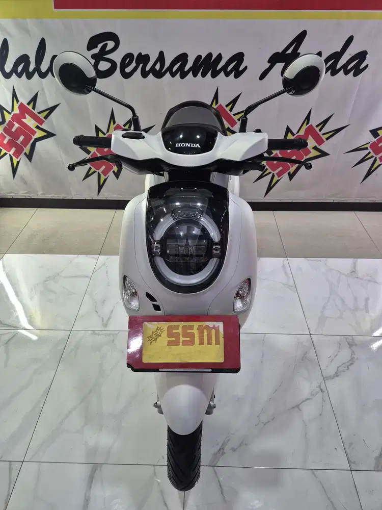 New H scoopy Prestige doff