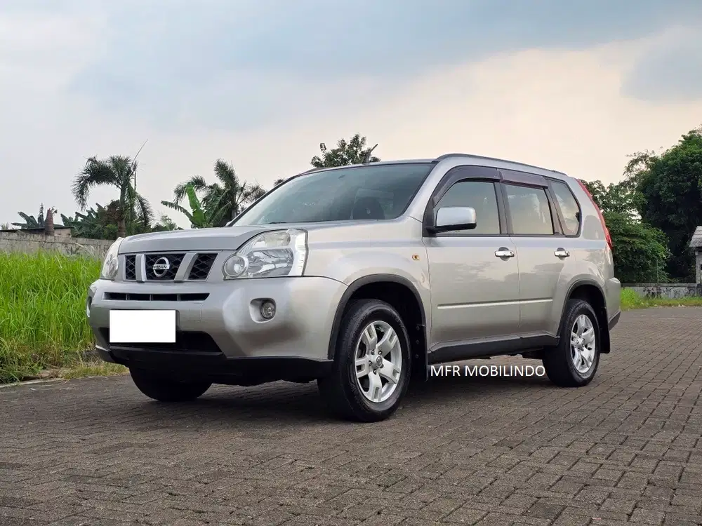 Nissan X-Trail 2009 Bensin