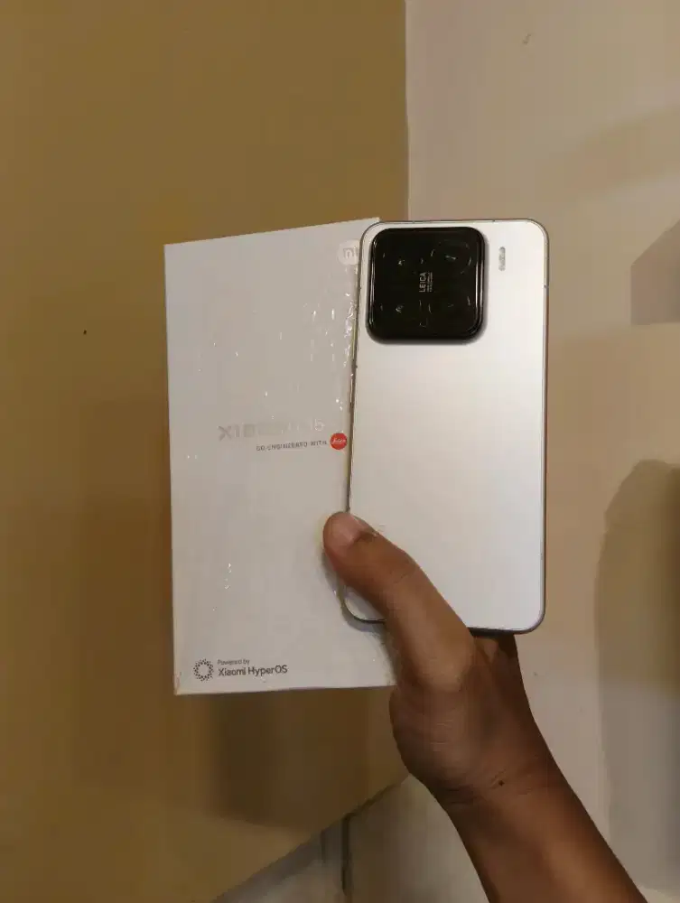 Jual Xiaomi 15 12/512Gb Second Mulus Fullset Garansi Aktif