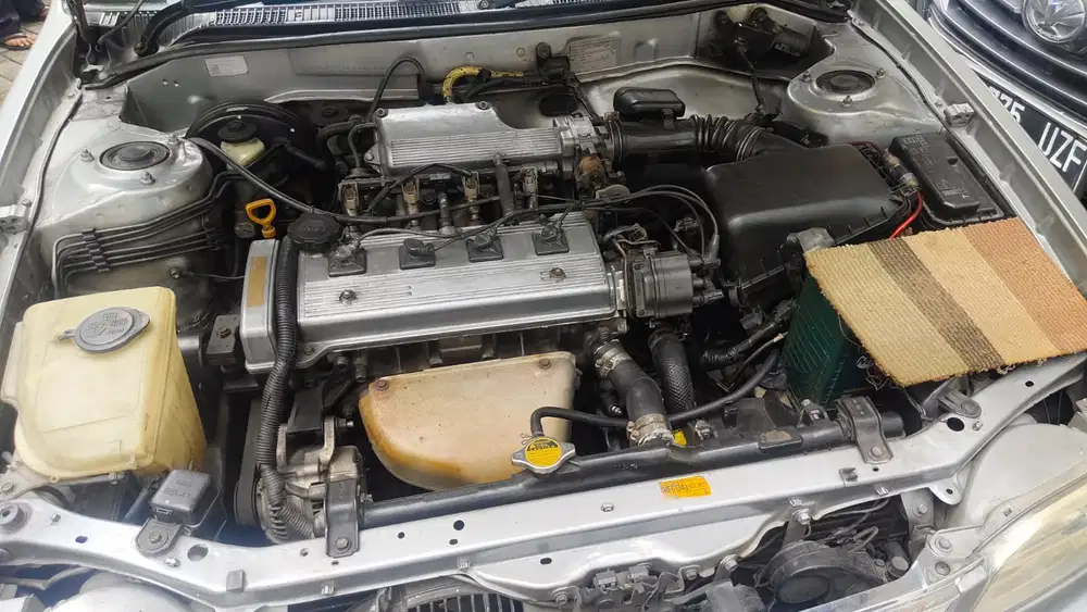 Toyota Corolla 2000 Bensin