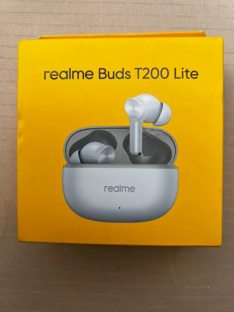 TWS Realme T100