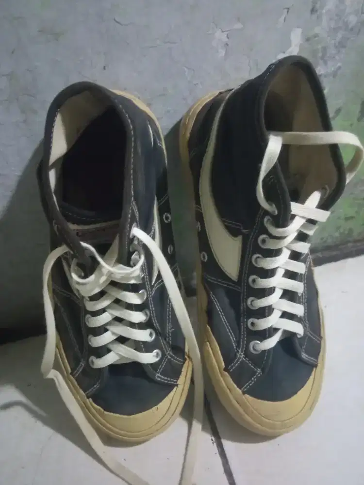 Compass ukuran 41