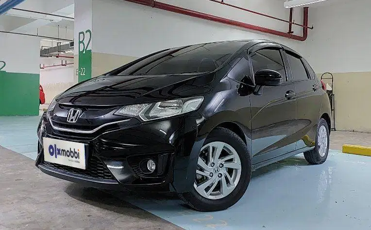 TDP 9,JT, Honda Jazz 1.5 S Bensin-AT Hitam 2017