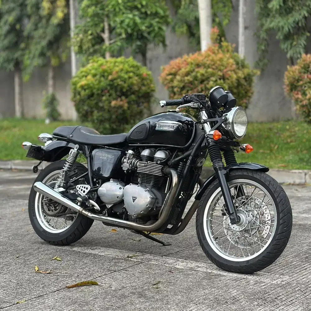 Triumph Thruxton 2015