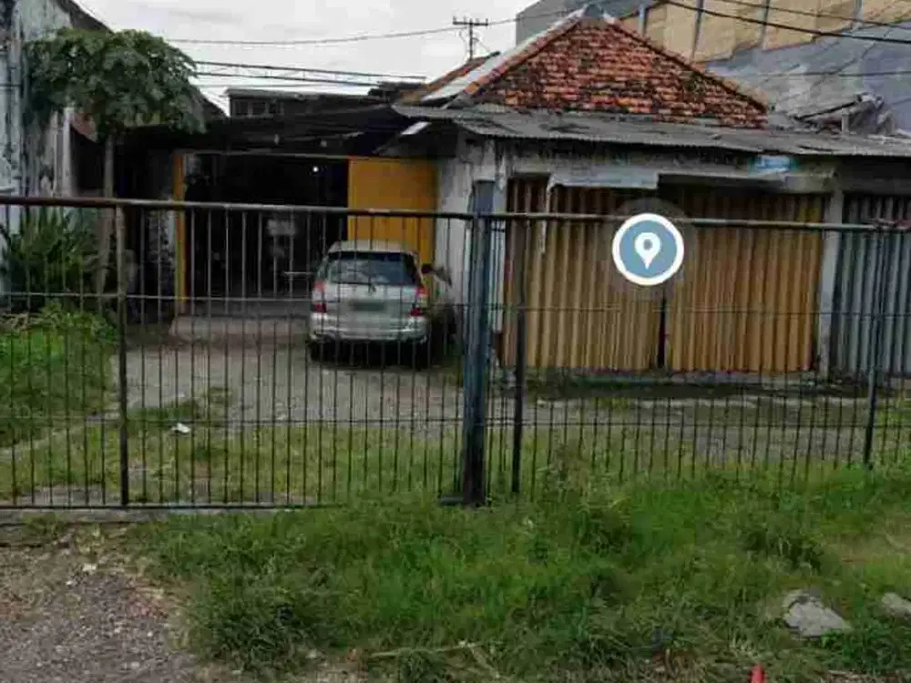 Butuh cepet terjuaaalll
Dijual rumah komersial jalan
raya Banyu Urip Surabaya