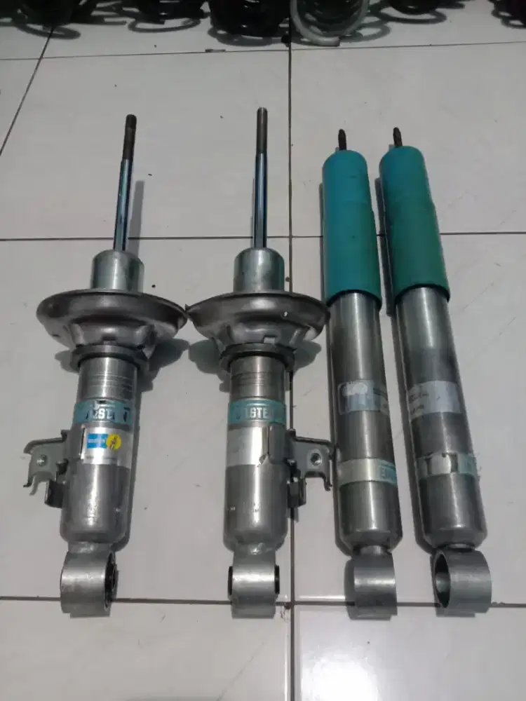 Shock bilstein Toyota Innova depan belakang