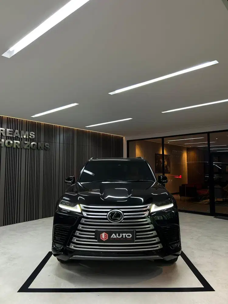 Lexus LX600 AT 7-Seater 2023 Hitam Km48rb Nik 2022 B8500GK