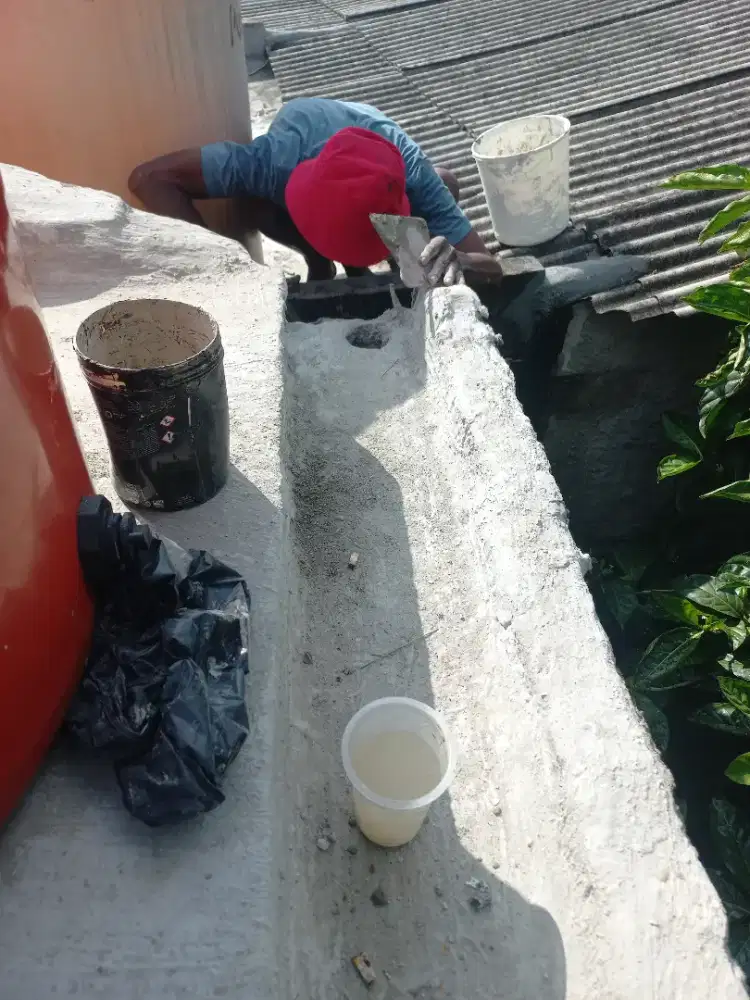 Tukang perbaiakan atap bocor,dag,talang,kanopi,renopasi dll