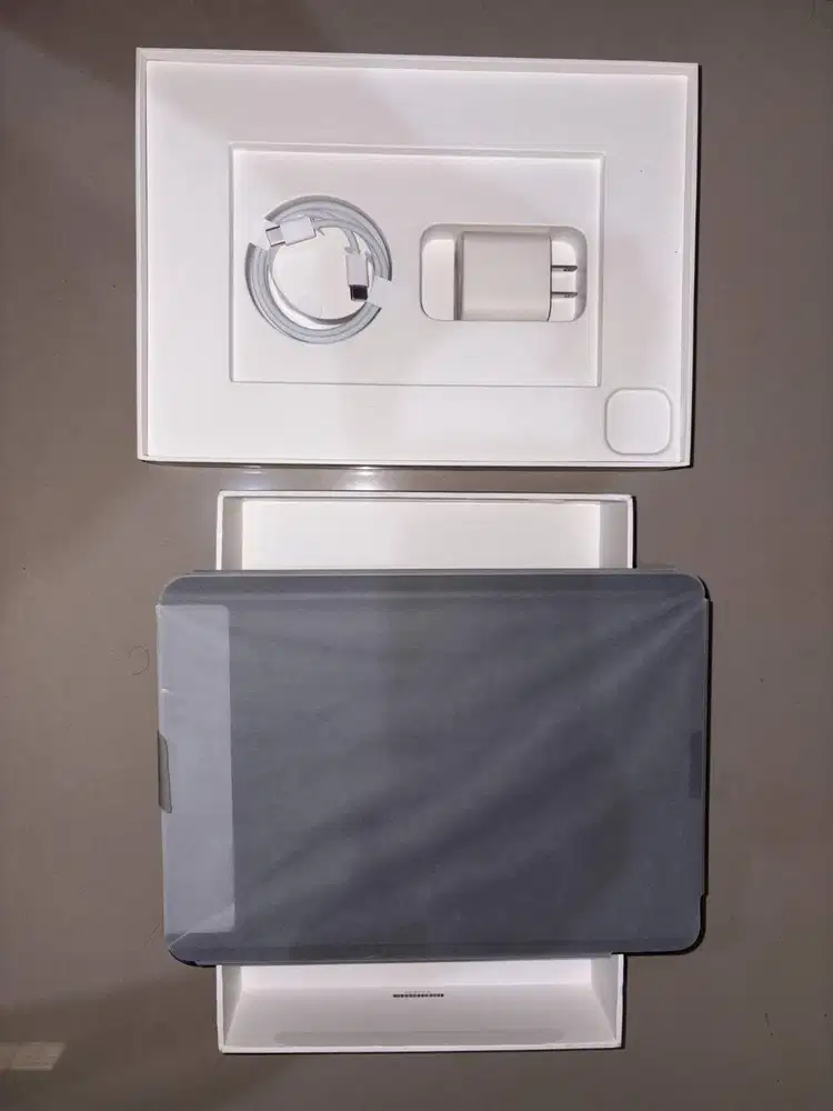 iPad Pro 11 inch Space Gray 128GB M2 Processor ex Pemakaian Pribadi