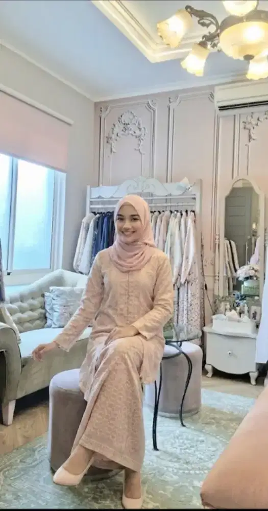 Di butuhkan tukang payet wanita untuk Butik di daerah Cinere, Depok