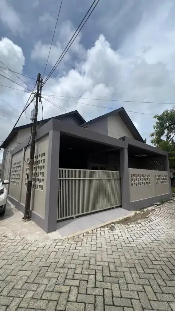 RUMAH BARU MEWAH DISEWAKAN