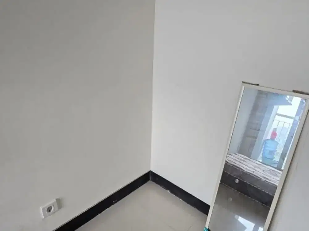 DISEWAKAN APARTEMEN AMOR PAKUWON CITY MALL LANTAI 35 - AC - BED