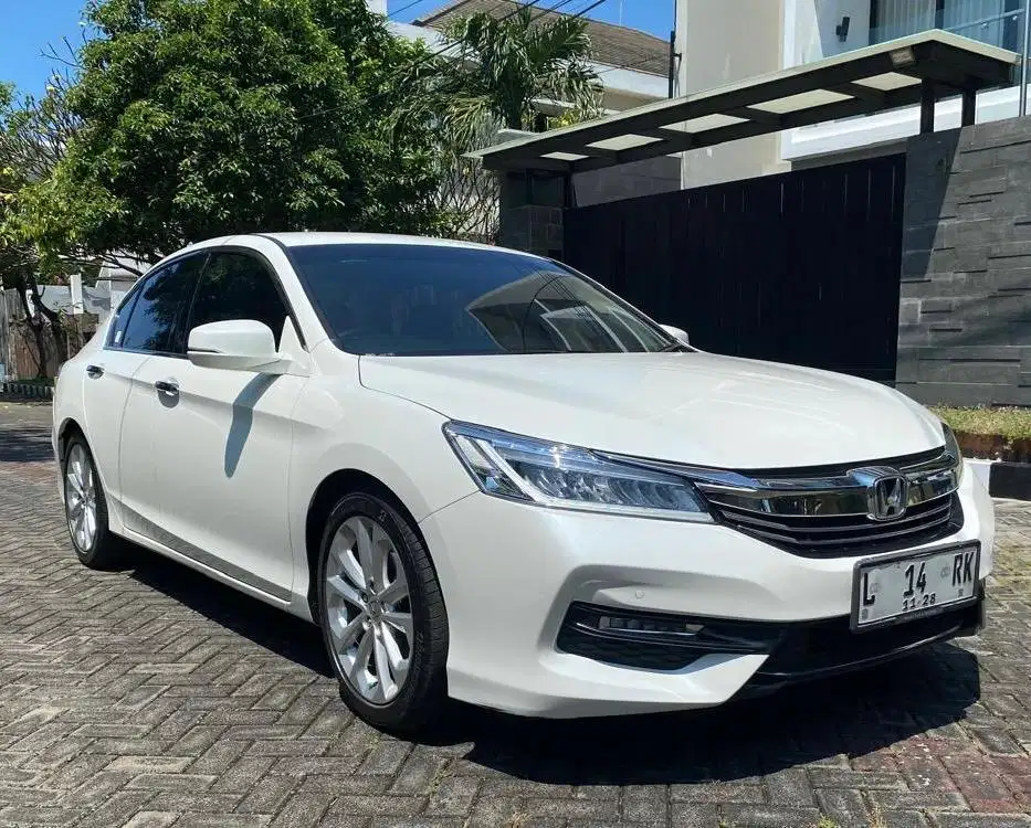 ANTIK LOW KM 38rb - HONDA ACCORD 2.4 VTIL 2017 MATIC ISTIMEWAH TERAWAT