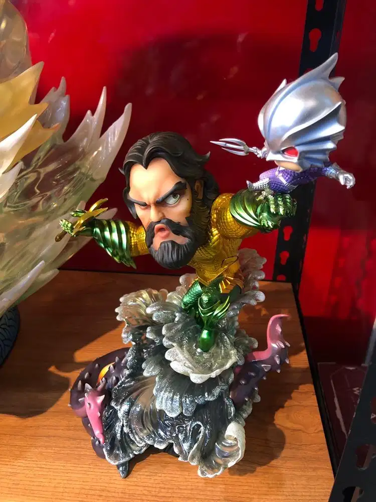 Aquaman Queen Studio Premium Statue Collection