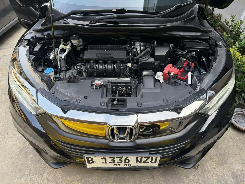 Hrv E SE cvt 2019 matic at hr-v Rs hitam