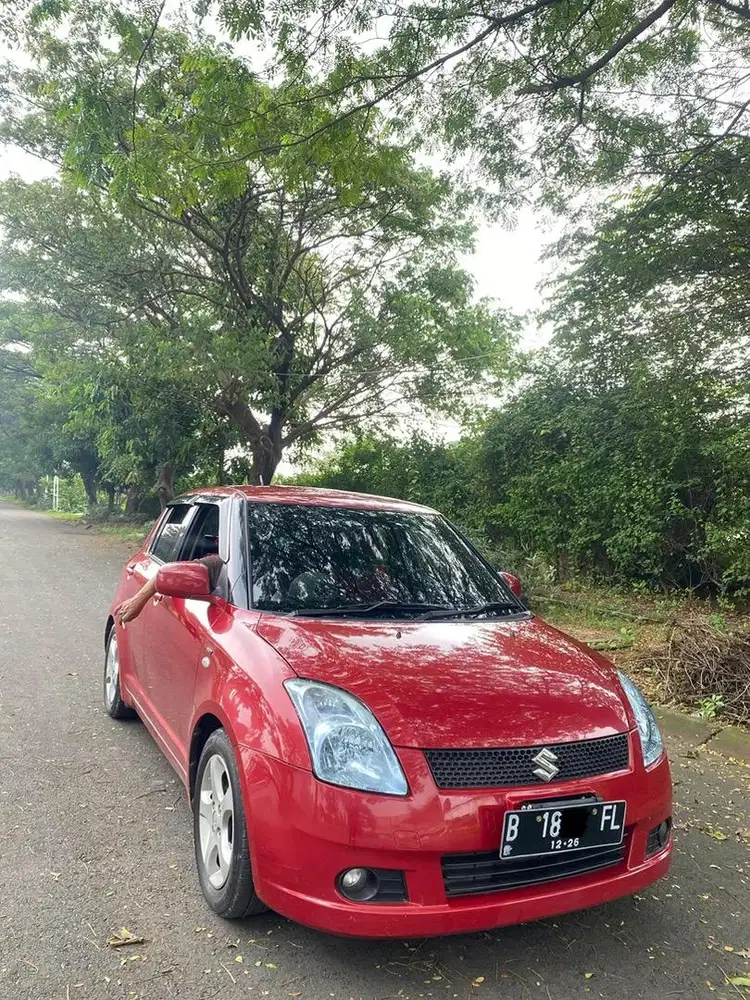 Suzuki Swift 1.5 GL Bensin-MT 2006 Jakarta