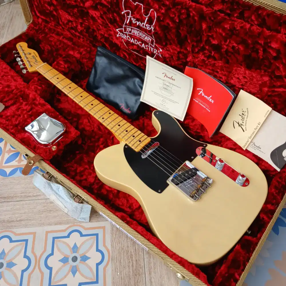 FENDER USA BROADCASTER telecaster 70th