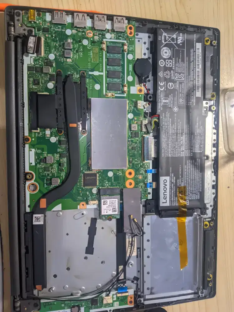 Rakit PC, service laptop dan komputer