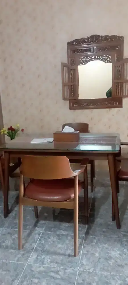Set meja makan jepara