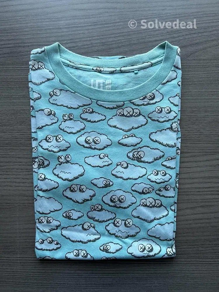 Kaos Uniqlo Kaws Kaws All Over Clouds 2016 Original Limited Edition