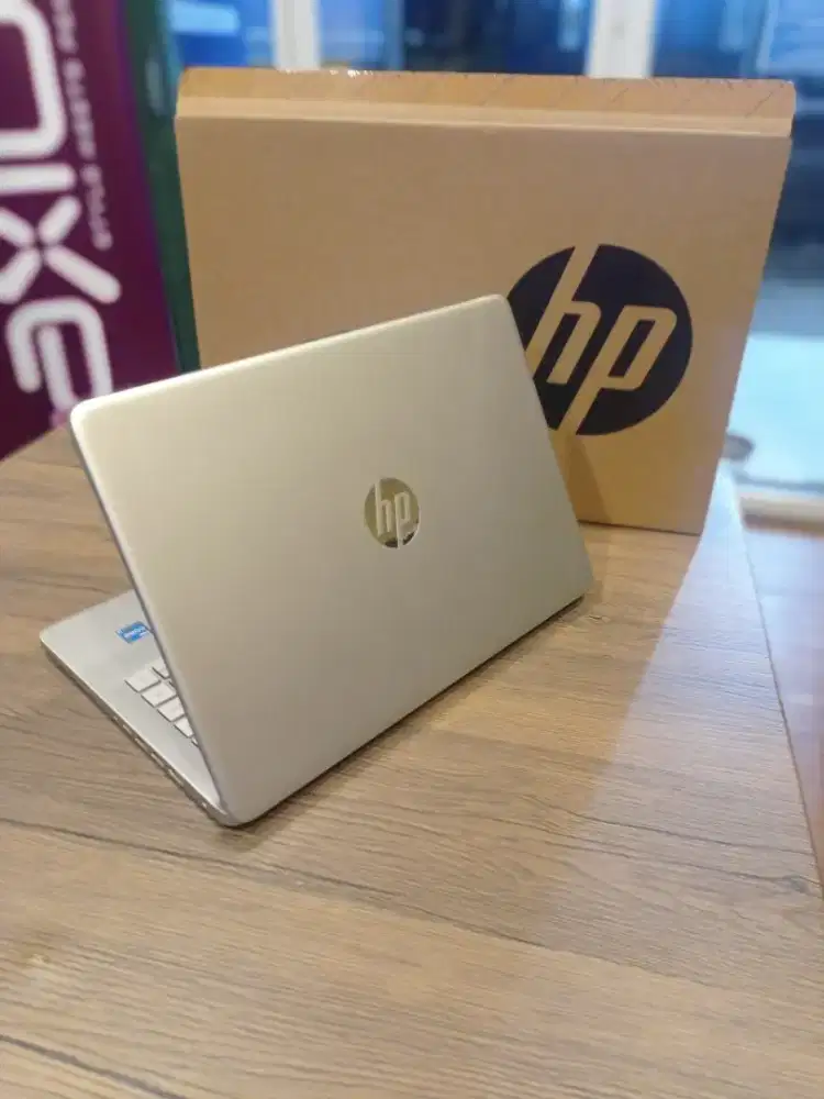 HP 14s i3gn 12 ram 4/512 i3 gen 12