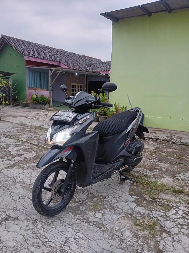 •Sell Fast Vario KZR 125cc 2013 Mesin Standar