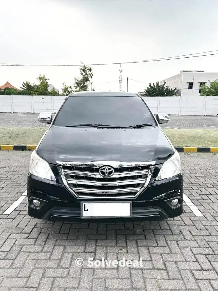 Toyota Kijang Innova 2015 Low KM Orisinil Tangan Pertama Pajak Panjang