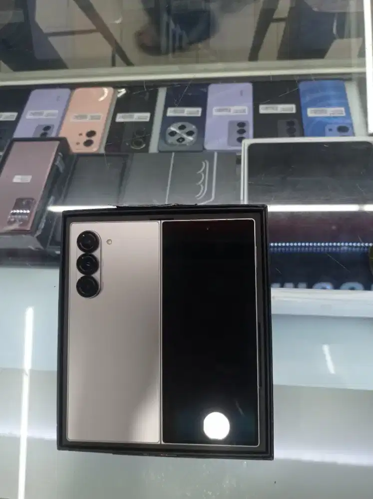 Samsung Galaxy z fold 6 12/256gb ex resmi