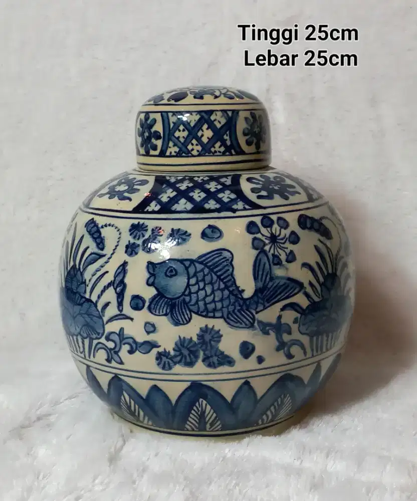 Guci Keramik Cina Antik Kuno Biru Putih Dinasti Ming