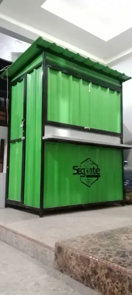 Booth kontainer