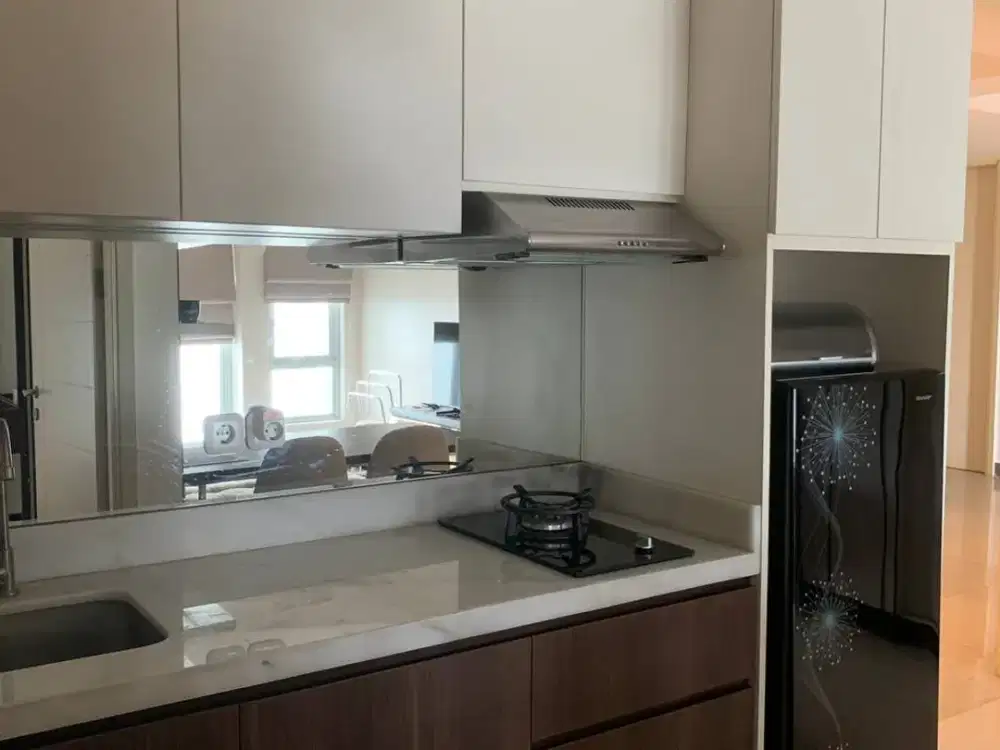 DISEWAKAN APARTEMEN BENSON PAKUWON MALL LANTAI 31 - FURNISHED - BALKON