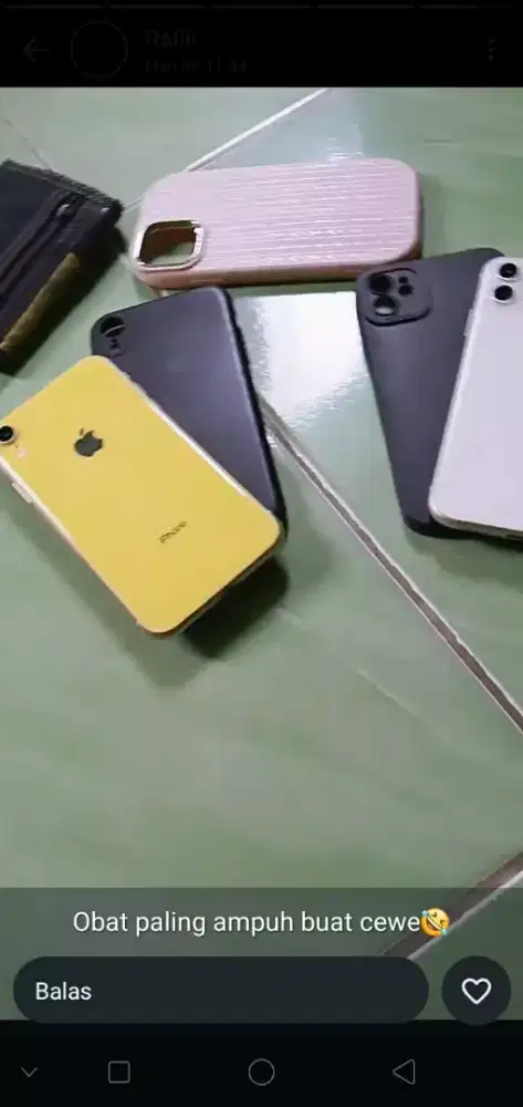 Cari karyawan buat jual beli hp di butuh kan wanita yang singgel
