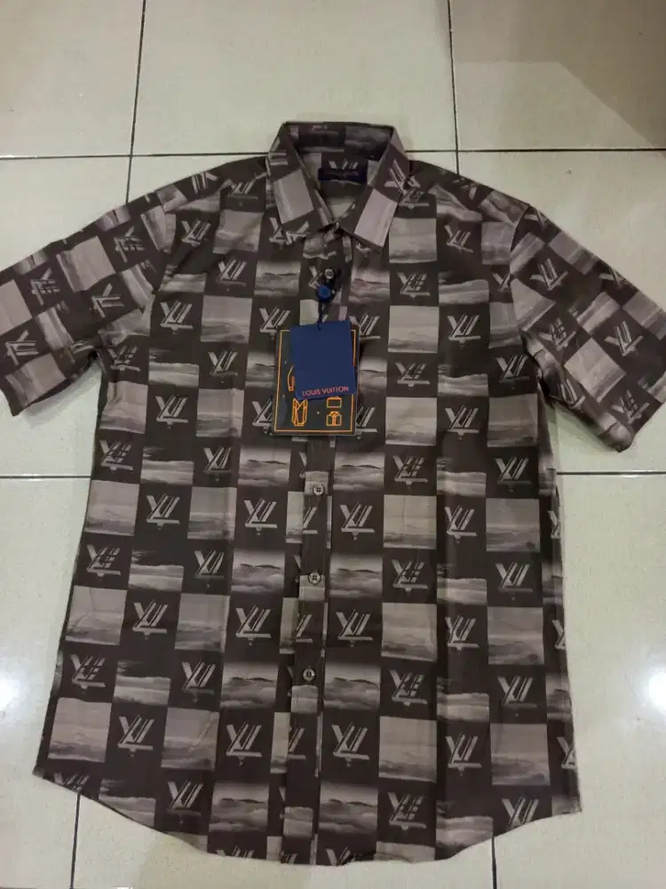 Kemeja Louis Vuitton authentic