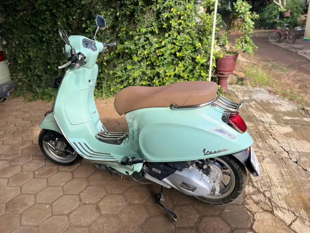 Vespa Primavera 2021 Green Relax