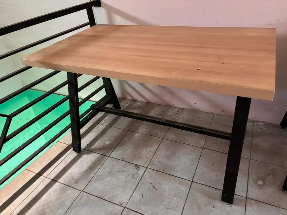 Meja cafe kaki besi top kayu solid mantap
