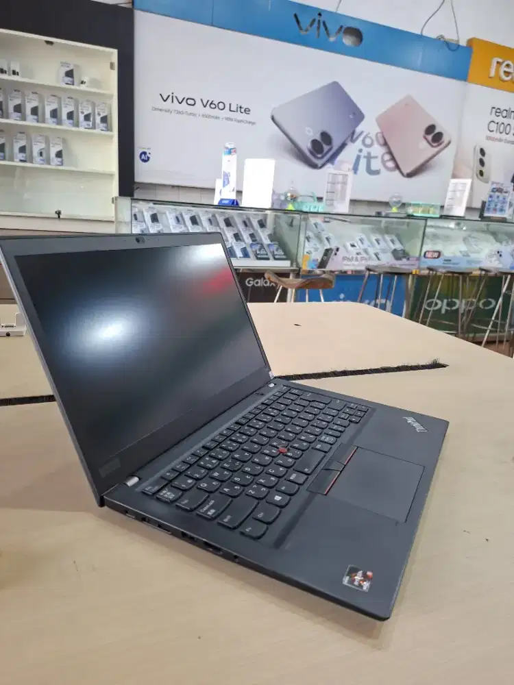JUAL LAPTOP LENOVO T14S RAM 8GB SSD 256GB COCOK BUAT KERJA EDITING