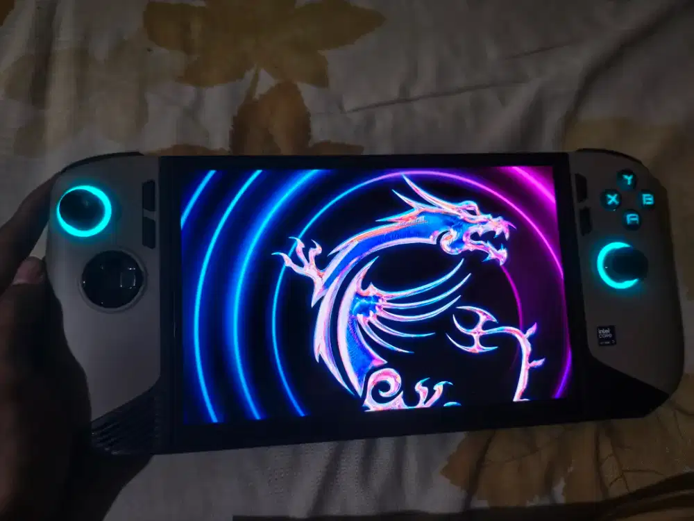 MSI CLAW 8 AI NO MINUS