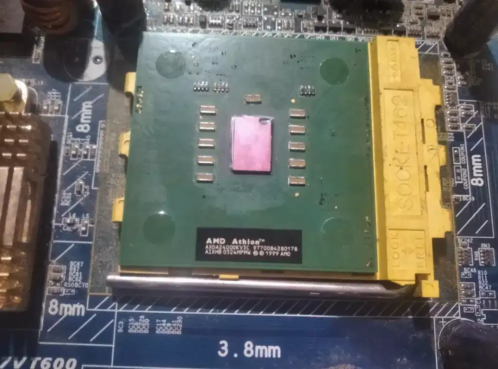 Motherboard Gigabyte GA-7VT600 AMD Athlon XP