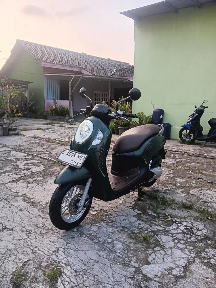 •Sell Fast Scoopy prestige 2023 komplit