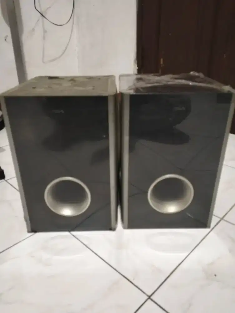 Subwoofer pasif aiwa 6inch kondisi baru