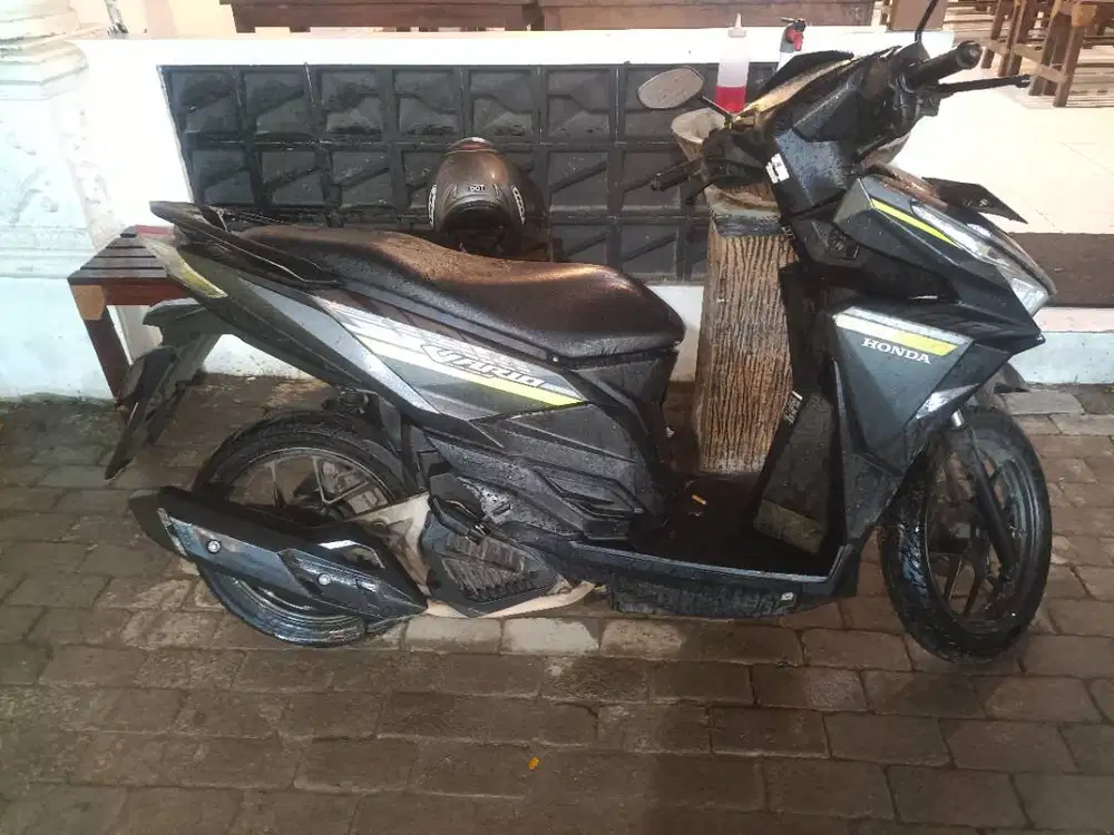 JUAL MOTOR VARIO 125 TAHUN 2017