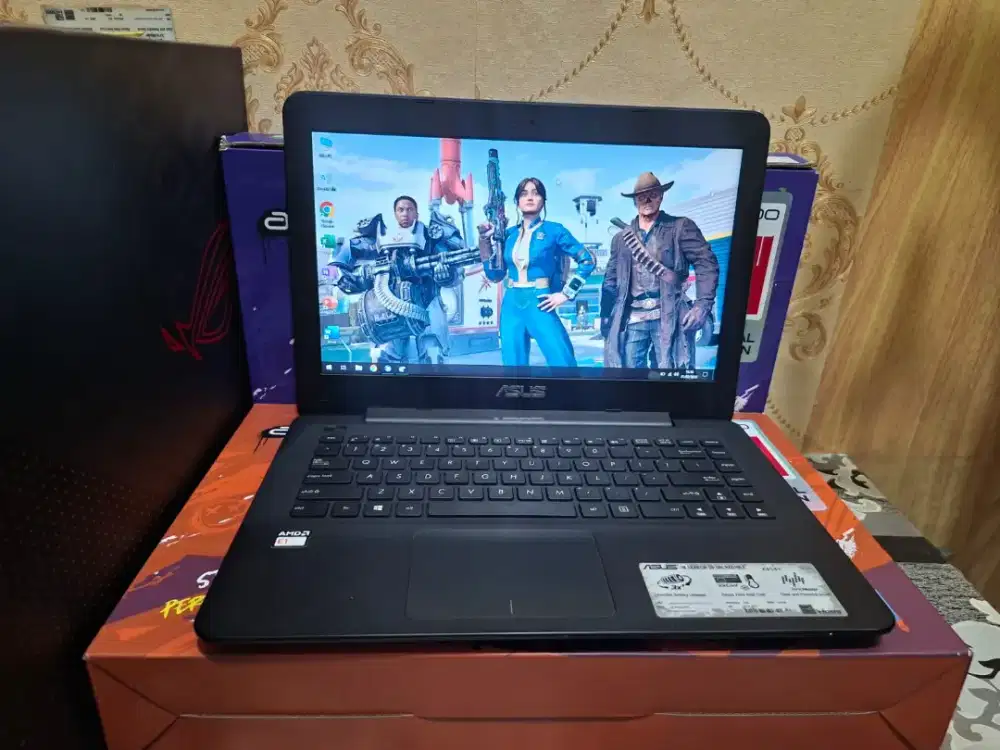 Laptop Asus X454Y
(Jual murah)
