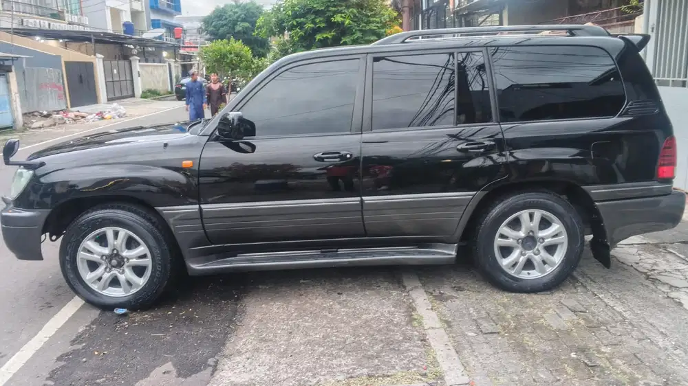 Toyota Land Cruiser 2004 Bensin