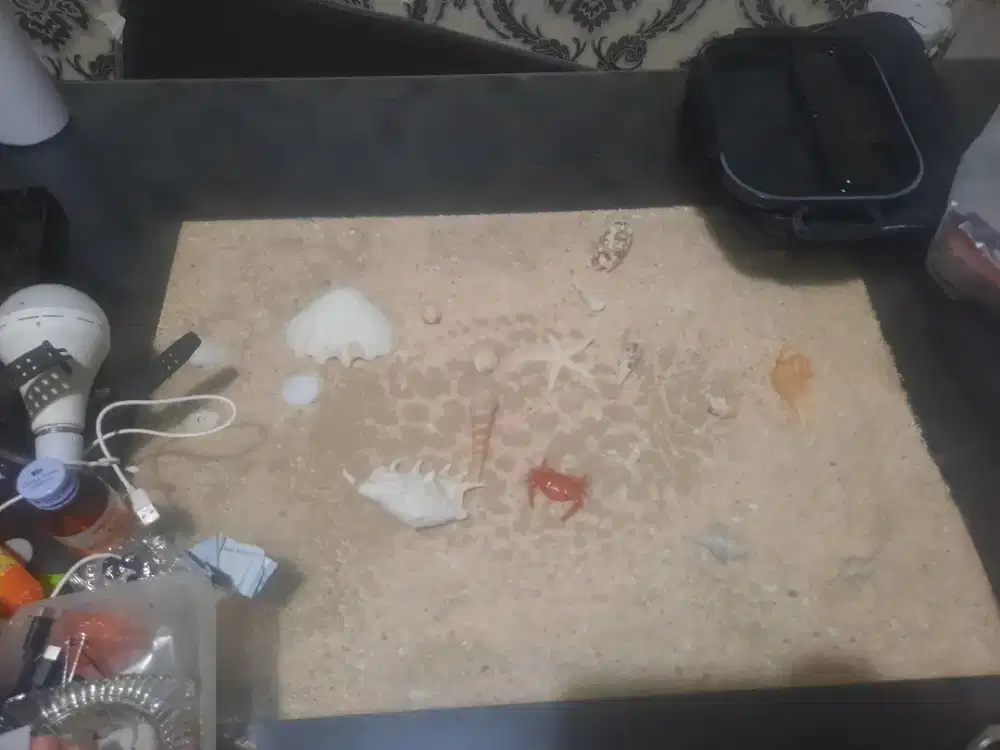 Meja makan kaca