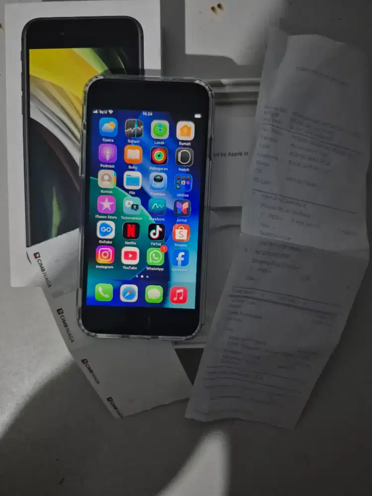 Iphone se 2 ibox