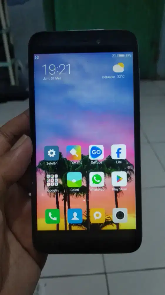 Redmi 5a 4G 2/16 layar 5 in siap pakai