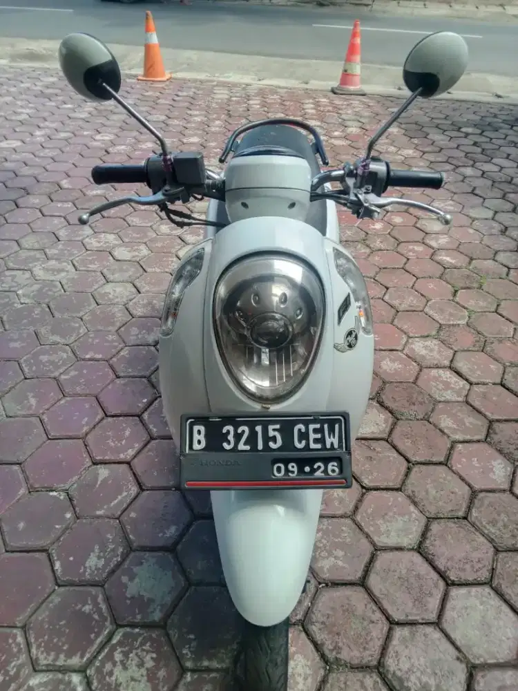 Honda Scoopy 2016