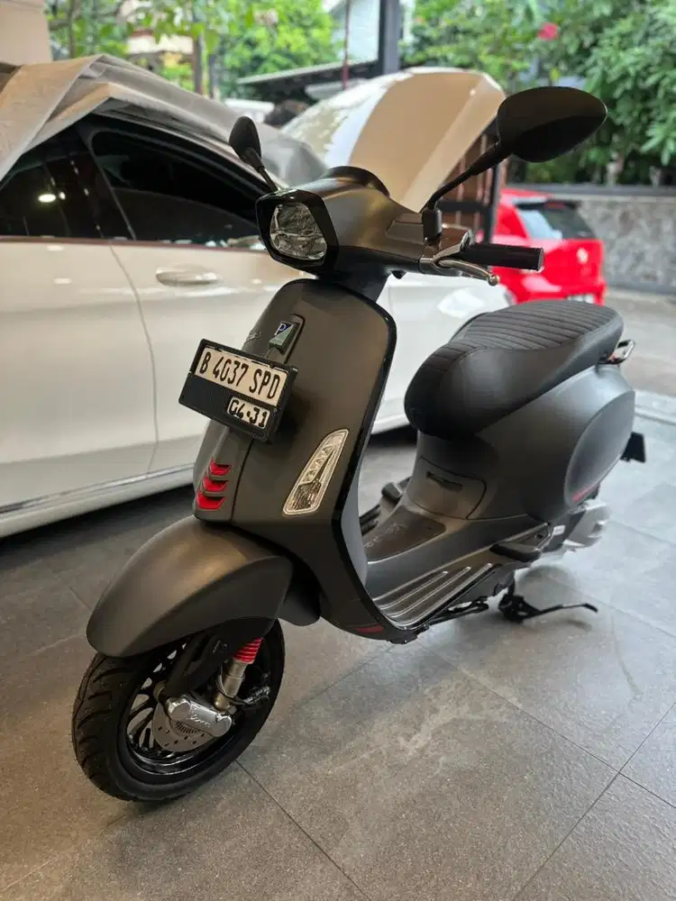 Vespa Sprint S Iget ABS KM super rendah 8 perak