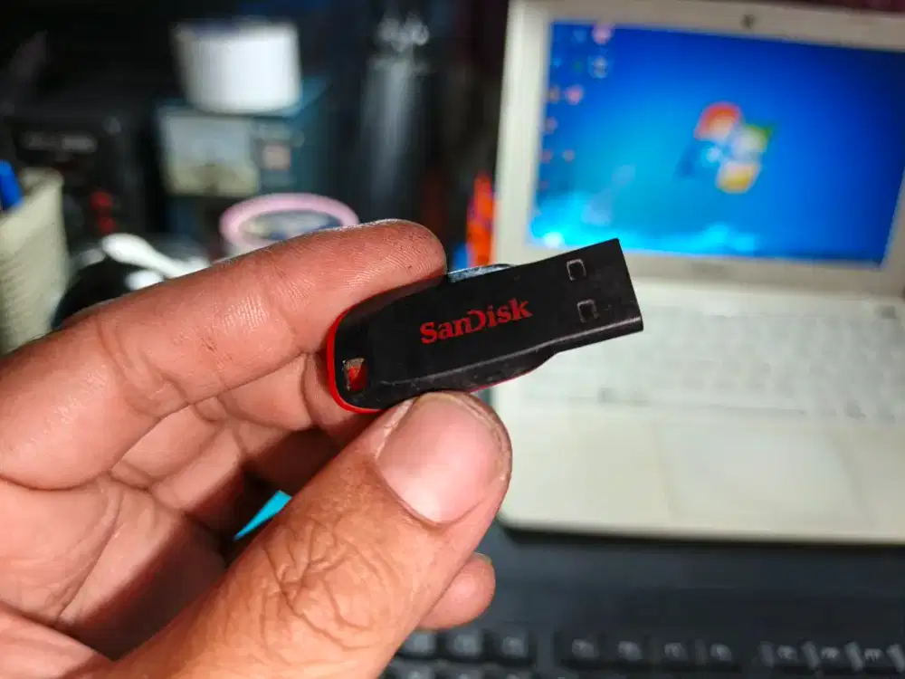 SanDisk 16GB Flash Disk